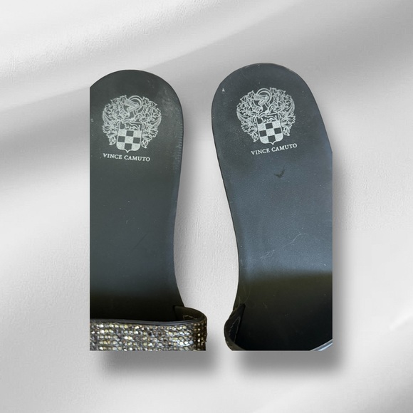 Vince Camuto Jaquell Pool Slides! Black and Silver Sequined EUC Size 8 - Picture 5 of 13